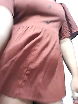 BeautyGirl sara online show from November 10, 2025, 12:59 pm