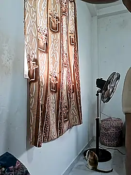 BeautyGirl sara online show from July 3, 2026, 4:41 am