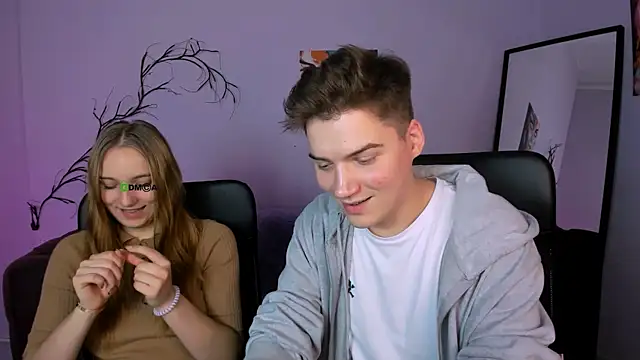 keylas moan online show from November 8, 2025, 1:22 pm