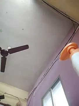 riyamore9623 online show from December 1, 2025, 8:41 am