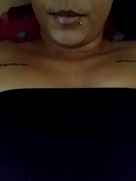 clarinha2 online show from October 5, 2025, 4:05 pm