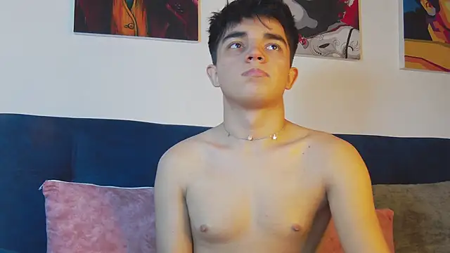 Snapshot of LucaDelart chatting on November 6, 2025, 1:12 pm LucaDelart online show from November 6, 2025, 1:12 pm