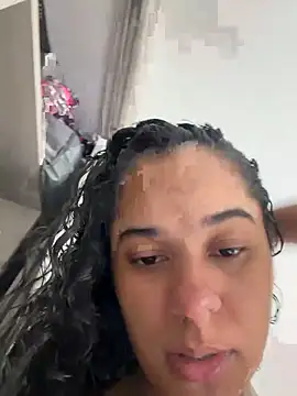 Snapshot of danna_ross25 chatting on April 2, 2026, 6:05 pm danna ross25 online show from April 2, 2026, 6:05 pm