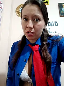 Hannah-colx online show from September 27, 2025, 4:50 am