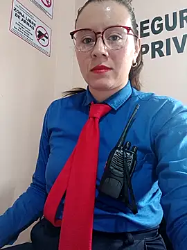 Hannah-colx online show from October 16, 2025, 1:56 pm