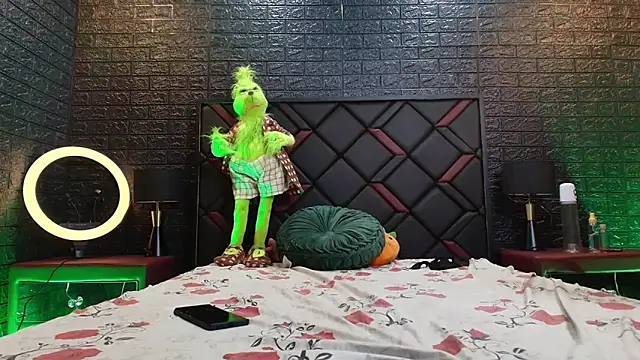 DannySamm online show from December 23, 2025, 4:21 am