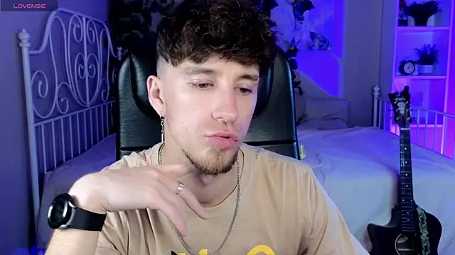 Snapshot of mark_caron chatting on September 13, 2025, 3:12 pm mark caron online show from September 13, 2025, 3:12 pm