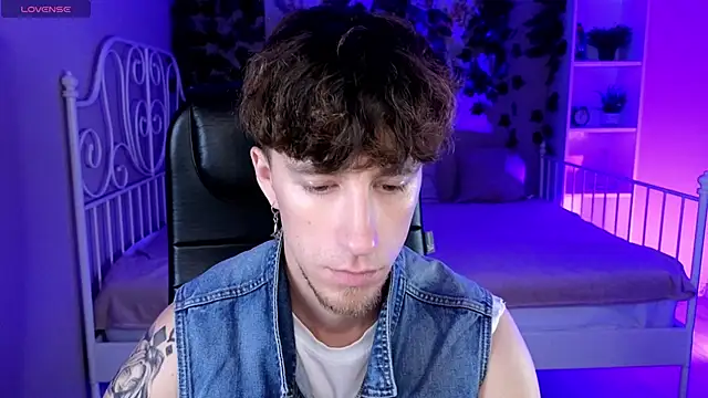 Snapshot of mark_caron chatting on October 4, 2025, 8:07 pm mark caron online show from October 4, 2025, 8:07 pm