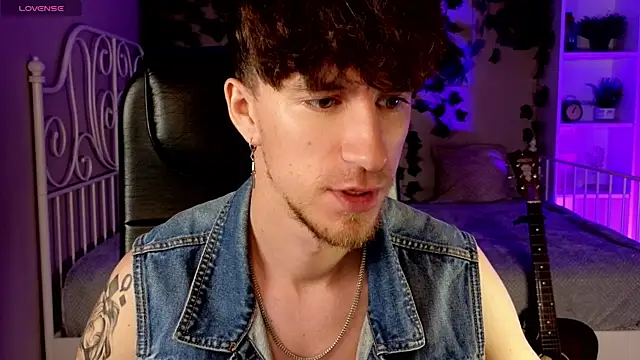 Snapshot of mark_caron chatting on October 10, 2025, 8:08 pm mark caron online show from October 10, 2025, 8:08 pm