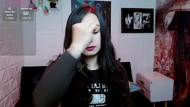 Eva Roussell online show from February 18, 2026, 2:35 pm