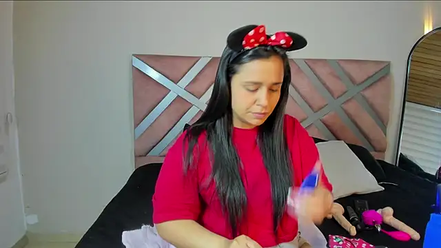 Snapshot of _adahara_queen chatting on October 26, 2025, 4:40 am adahara queen online show from October 26, 2025, 4:40 am