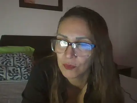 MiaVega online show from September 28, 2025, 12:49 am