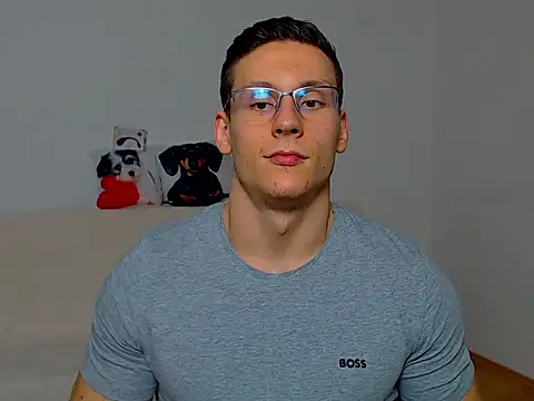 ZeinMiracles online show from October 7, 2025, 7:00 pm