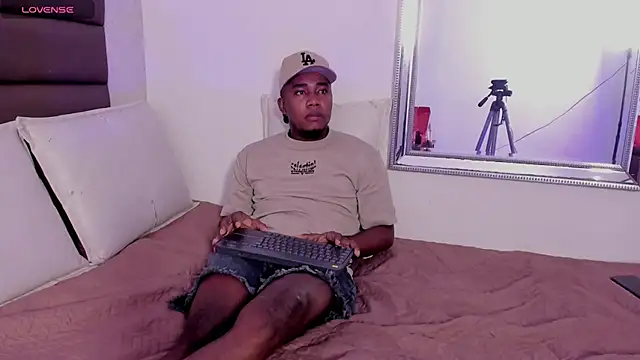 Duo69Sexual online show from October 4, 2025, 7:34 pm