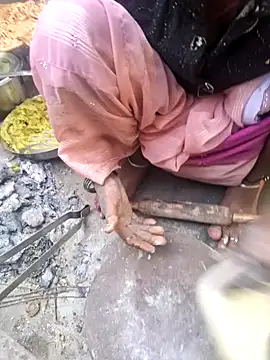 parmila203 online show from February 18, 2026, 2:51 am