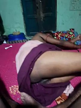 parmila203 online show from April 20, 2026, 5:16 pm