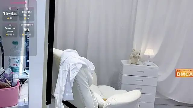 Snapshot of Nabi518- chatting on October 18, 2025, 9:43 am Nabi518- online show from October 18, 2025, 9:43 am