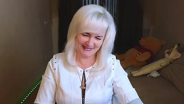 Snapshot of Vina_Vision chatting on September 20, 2025, 2:07 pm Vina Vision online show from September 20, 2025, 2:07 pm