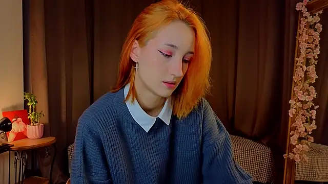 Snapshot of MaryroseRoeder chatting on October 24, 2025, 2:52 am MaryroseRoeder online show from October 24, 2025, 2:52 am