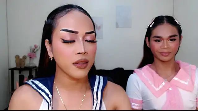 Lessandra Lust online show from September 18, 2025, 4:42 pm