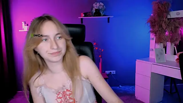 beauty ginger  online show from October 9, 2025, 3:32 pm