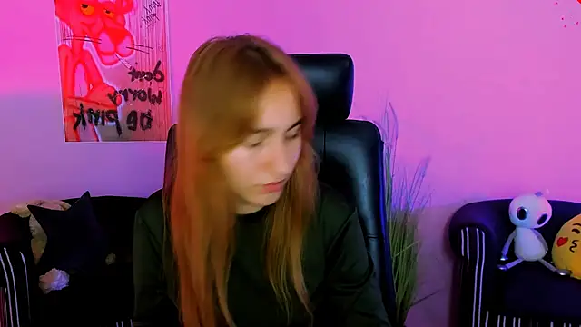 beauty ginger  online show from November 18, 2025, 5:39 pm