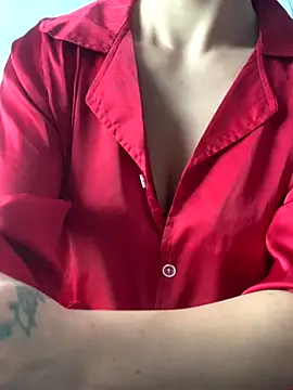 Snapshot of Tieuvi_18 chatting on November 9, 2025, 3:05 am Tieuvi 18 online show from November 9, 2025, 3:05 am