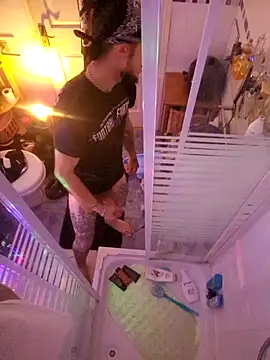 Snapshot of MODEST11_MMiILOO_AMARO chatting on October 12, 2025, 2:54 am MODEST11 MMiILOO AMARO online show from October 12, 2025, 2:54 am