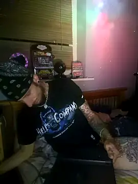 Snapshot of MODEST11_MMiILOO_AMARO chatting on October 17, 2025, 4:48 am MODEST11 MMiILOO AMARO online show from October 17, 2025, 4:48 am