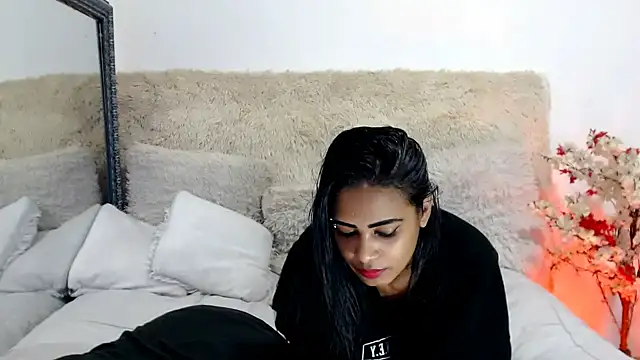 Snapshot of indianchic89 chatting on February 27, 2025, 9:25 pm indianchic89 online show from February 27, 2025, 9:25 pm