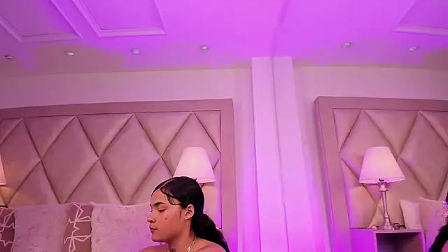 PauVega  online show from November 26, 2025, 1:34 pm