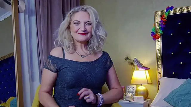 Allura Jenson online show from November 19, 2025, 8:42 pm