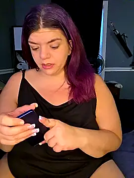 cakeforu11 online show from October 11, 2025, 12:15 pm