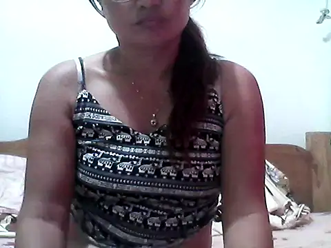 Snapshot of nathalie0045 chatting on September 26, 2025, 10:52 am nathalie0045 online show from September 26, 2025, 10:52 am