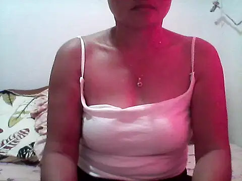 Snapshot of nathalie0045 chatting on October 1, 2025, 2:06 am nathalie0045 online show from October 1, 2025, 2:06 am