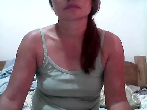 Snapshot of nathalie0045 chatting on November 26, 2025, 10:33 pm nathalie0045 online show from November 26, 2025, 10:33 pm