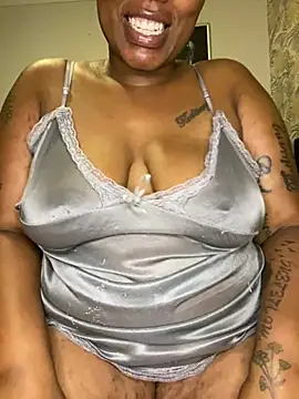 Snapshot of fatpussydallx chatting on March 3, 2026, 5:41 pm fatpussydallx online show from March 3, 2026, 5:41 pm