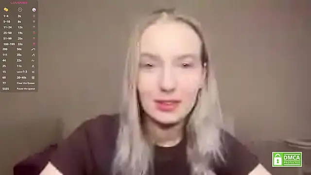 Snapshot of HongTomczak chatting on March 9, 2026, 8:18 am HongTomczak online show from March 9, 2026, 8:18 am