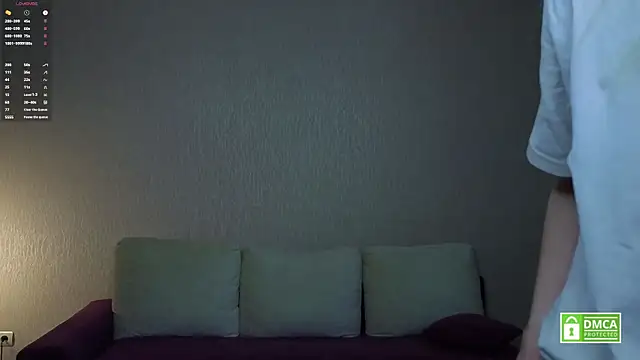 Snapshot of HongTomczak chatting on April 7, 2026, 7:42 am HongTomczak online show from April 7, 2026, 7:42 am