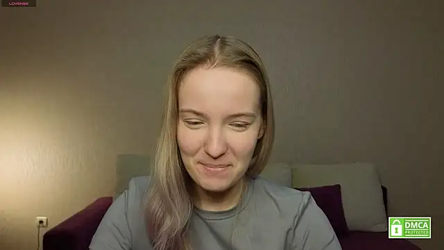 Snapshot of HongTomczak chatting on April 9, 2026, 8:20 am HongTomczak online show from April 9, 2026, 8:20 am