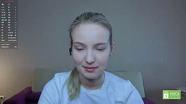 Snapshot of HongTomczak chatting on June 11, 2026, 7:06 am HongTomczak online show from June 11, 2026, 7:06 am