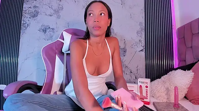 Mia Duarte1 online show from October 16, 2025, 7:26 pm