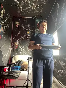 IanGilbert online show from September 11, 2025, 8:31 pm