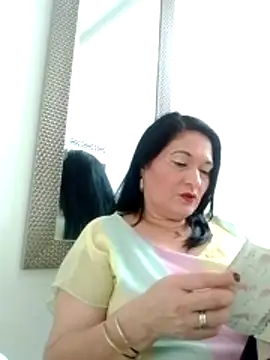 Snapshot of Lenacorbet chatting on November 11, 2025, 7:14 pm Lenacorbet online show from November 11, 2025, 7:14 pm