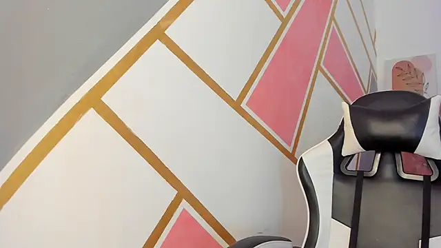 GiaCutee online show from October 3, 2025, 3:36 am