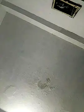 YadielPublic online show from September 12, 2025, 12:55 am