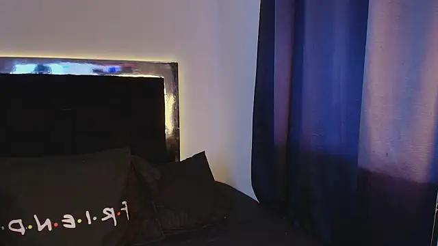 Snapshot of madisonwalkeeer chatting on February 17, 2026, 7:31 pm madisonwalkeeer online show from February 17, 2026, 7:31 pm