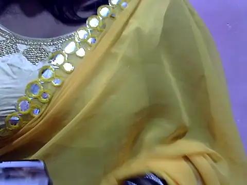 Rimsha naughty online show from December 21, 2025, 6:04 pm