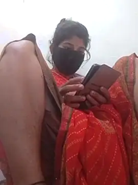 Snapshot of Maya5656 chatting on December 3, 2025, 3:58 am Maya5656 online show from December 3, 2025, 3:58 am