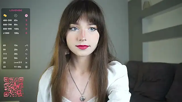 Snapshot of DreamyDaisy chatting on September 23, 2025, 4:43 pm DreamyDaisy online show from September 23, 2025, 4:43 pm